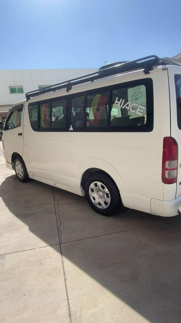 Model/2009
سوبغ لاى سايقى سوبغه بي ژؤرى بي اربياك 
ساياره كه يه ك ده سته به ناوى خؤمانه
***********
*********** أربيل, العراق
