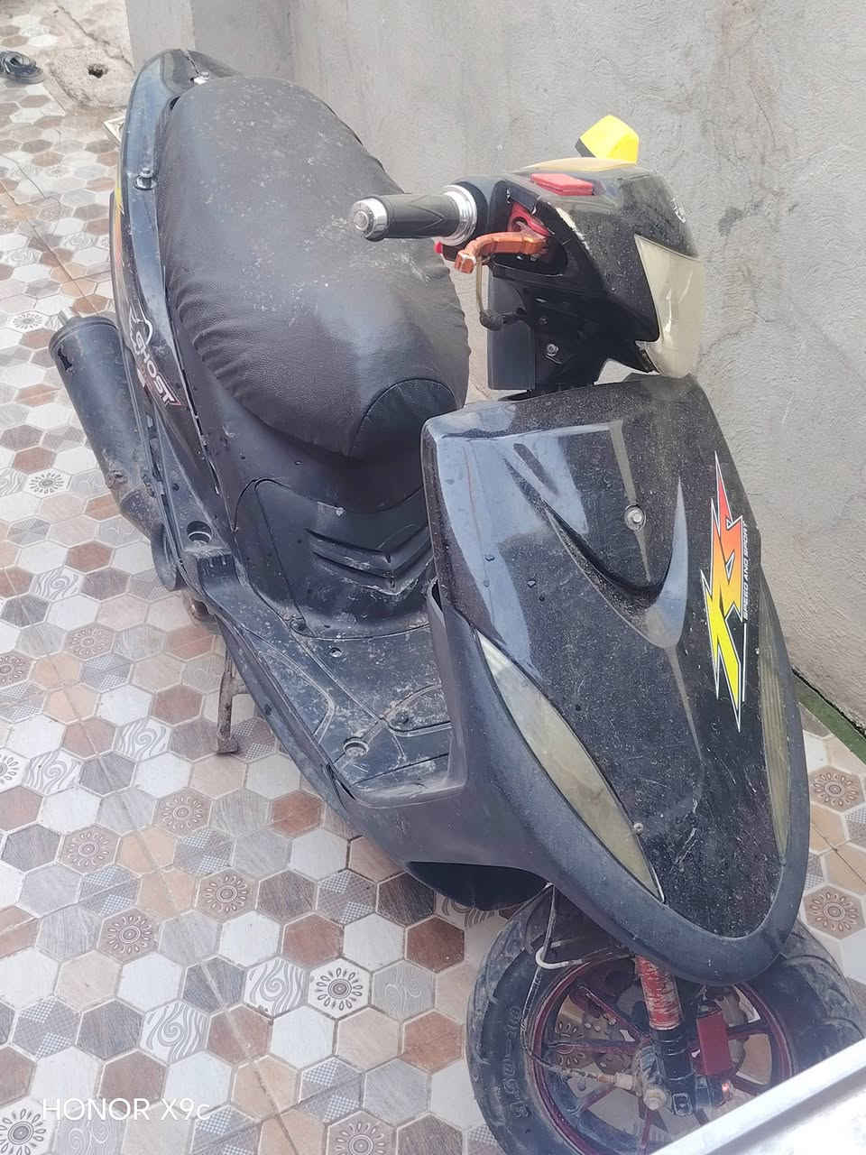 سلام عليكم ماكس عدله البيع دراجه نضيفه كلش يرادلها ترتيبات بسيصه كلش ونقصها بس كابريته تكطع والسعر 275 وبيها مجال قليل كلش مكاني دوانيه مقابيل صيطرت عفج الرئيسيه الرقم *********** مامفتوحه بس بيها دخانه شويه لائن دهن مادايرلها بيه قليل دهن متوازيي
