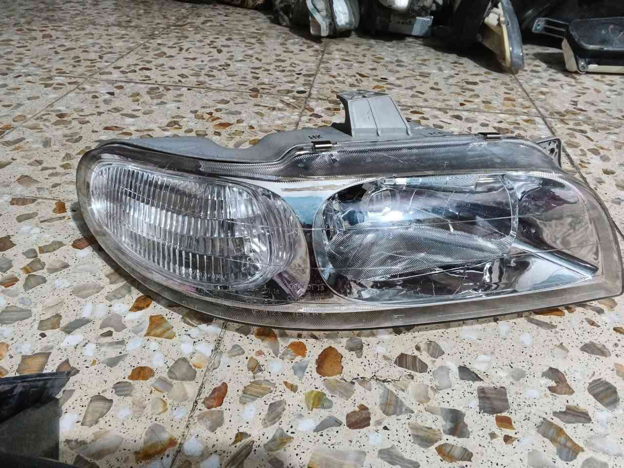 السلام عليكم متوفر مازده تك جهه اليمين نوبرا 96 و97 شرط حاويه بالباكيت وزوج مري اليحتاجهن يتصل ***********
