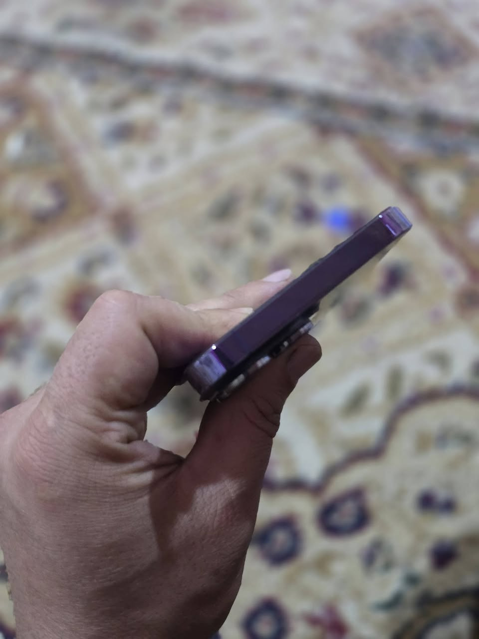ايفون 14 ابرو ماكس ذاكره 256 بطاريه 89 بلاد مابدل بيه اي قطعه شرق اوسط عربي HA تك سيم كارت كفاله من كلشي نضافه موضحه بل صور جهاز فقط بيه حافضه ولزكه  بدون كارتون للبيع او مراس سعر 850 مراوس اس 24 الترا واتساب ‎0788 431 9662 البصره

