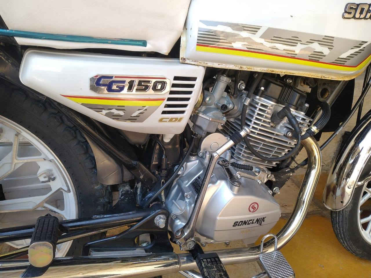 درجه الئ البيع  سفان 225 جديده مكان الحله بابل رقم 📱 *********** مكان الحله بابل  السعر 825 وبه مجل
