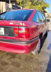 للبيع فكتره موديل 93 حجم 20 فول تومتيك محرك وكير شرط السياره بدون ضرر ...