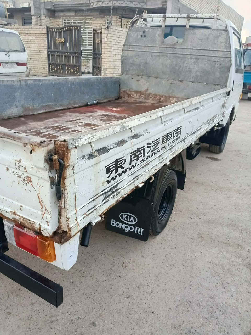 السلام عليكم كيا موديل 95 مكان بغداد المعامل السعر 44 سنويه لل 27 ***********
