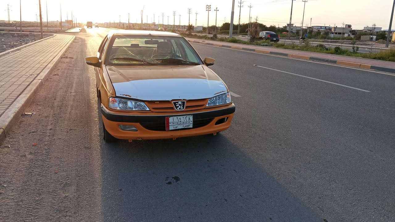 سلام عليكم سيارة بيجو بارص مديل 18 للبيع كهربائيات شغاله بدون خياسات رقم سعرها 38راعيه ***********
