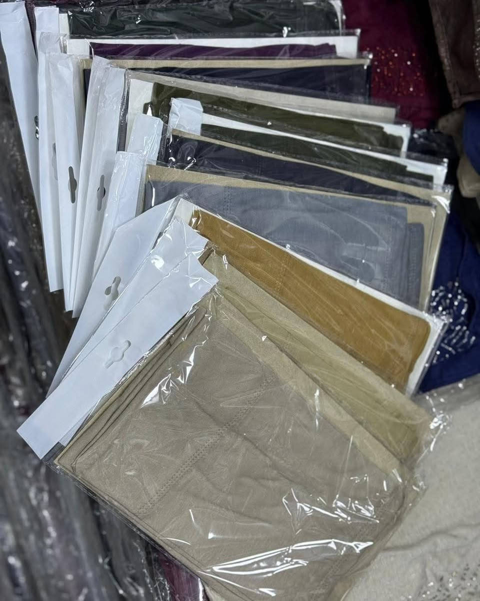 حجاب الاميره
حجاب قطعتين 

السعر (15) الف الدرزن 

ملاحظة البيع جمله


**إذا كنت صاحب هذا الإعلان وتريد حذفه لأي سبب، رجاءا أرسل رسالة إلى الدعم الفني**