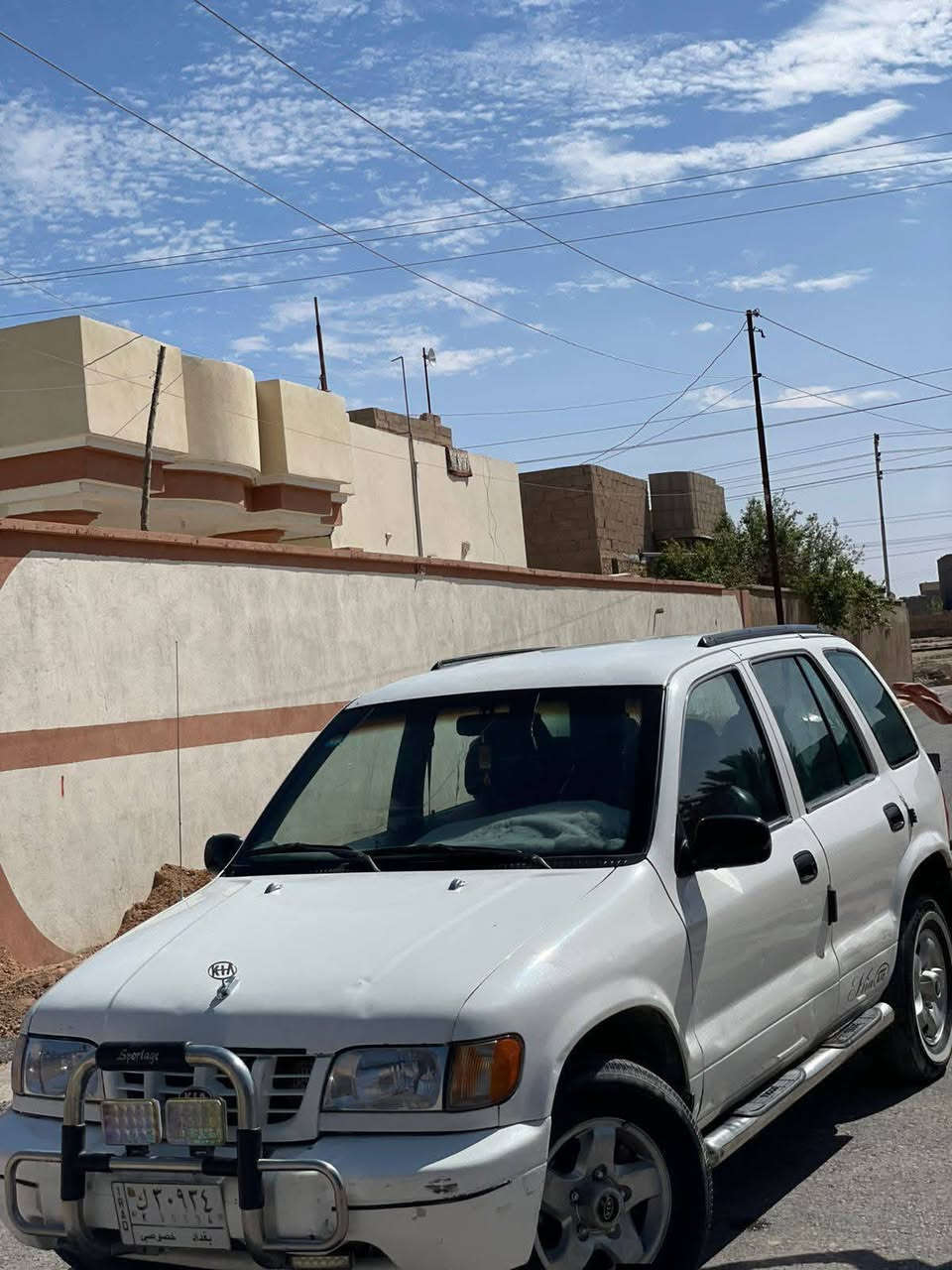 🚗 للبيع — كيا سبورتج موديل 2000
اللون أبيض 
سنويه إلى 2028
السيارة نظيفة ومرتبة
❄️ التبريد شغال ثلج
🛞 تاير سبير موجود
🔧 وضعها جيد وما تحتاج شي مهم
📍 جاهزة للفحص
المكان الانبار قضاء القائم 
السعر 44 ورقه
رقم بغداد تحويل مباشر
***********
