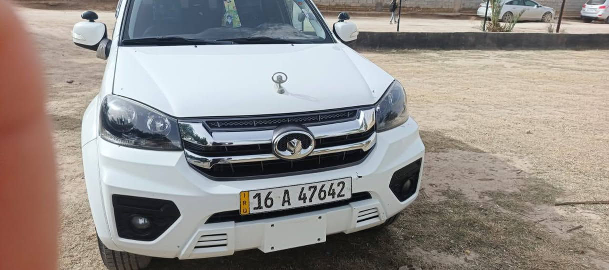 سلام عليكم سياره كريت ويل موديل 2024 سياره مكفوله كفاله عامه مداور ثاني يوم ماشيه 70الف مكان السياره ذي قار ناصريه 
رقم نكليزي قادسيه
السنويه 2029 السعر 142 وبيه مجال 
الاتصال ع رقم ***********
