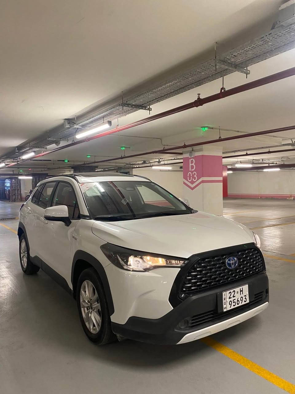 تويتا كروس هايبريد فولل سلايت رادار هه ساس شاشه كاميره بريك به سمهئوتو هولد ته بريد له مس ته عديد سورعه دراڤ مود ٢٧٠٠٠ كم رويه ٢٠٢٤ هـيچى نيه *********** شقلاوة, أربيل
