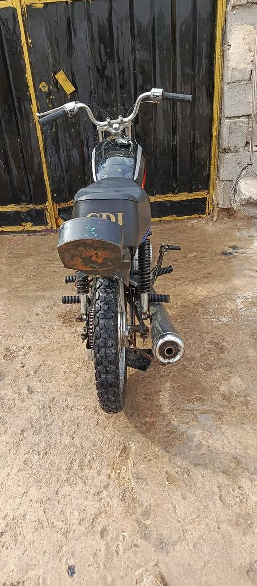 دراجه للبيع رايدها ب 350 وبيها مجال استفسار يطبل خاص


**إذا كنت صاحب هذا الإعلان وتريد حذفه لأي سبب، رجاءا أرسل رسالة إلى الدعم الفني**