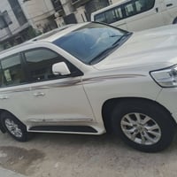 لاندكروز 2018 بريم أصل ومعروفة مواصفات البريمي  ماشيه ١٤٠ حقيقي  الاست...