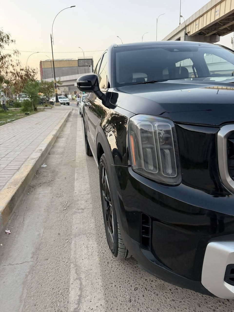 سلام عليكم تولارايد2023للبيع او مراوس حسب القناعة
حجم المكينة 3800cc. 4X

الضرر بنيد وبدنة وبارد بالجاملغ 

المواصفات 

1-شاشة متصل 

2-كامرة دوارة 

3-لايت LED

4-كشنات قرميدي منفصل VIP

5-بصمة 

6-هندبريك بصمة 

7-رادار تحديد مسار 

8-رادار 360 

9-فور ويل 

10-اوتوستوب

11-حساس خلفي 

12-اوتو هولد 

13-اشايربالمري

14-بكلايتLED 

15- نضام ECO

16- نضام تزحلق 

17-هيتر بالكشن 

18- الكشتات كهرباء

رقم بابل بسمي مداور ثاني يوم السعر 235 💲 

***********

