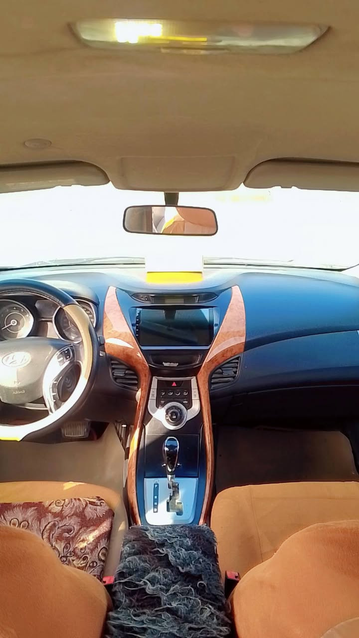 السلام عليكم افانتي موديل 2011 البيع رقم الانبار مصبوقه عام محرك 1600 مكانه الانبار الفلوجه السعر 68 وبيه مجال  الشراي الرقم ***********
