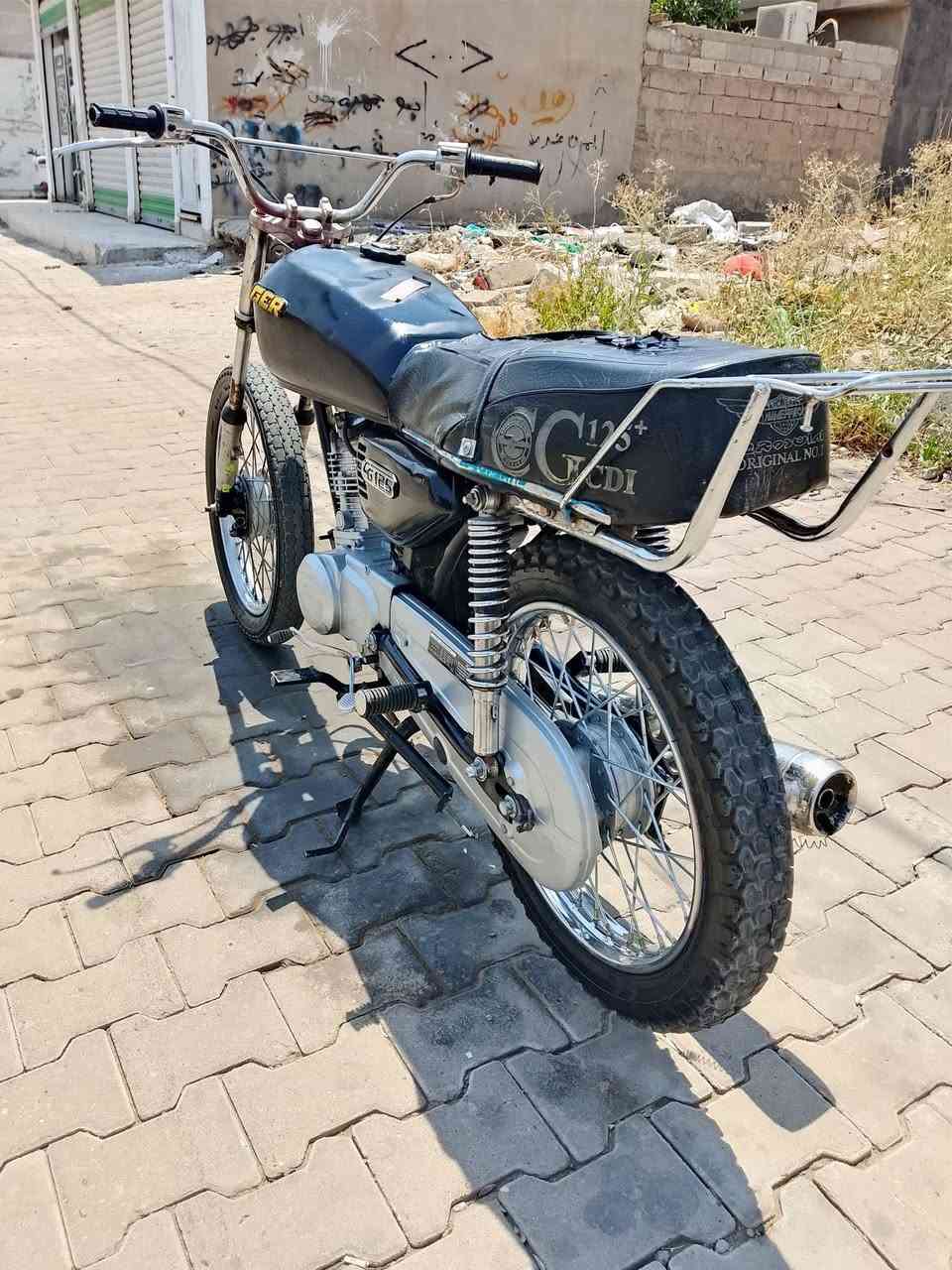 دراجه نامي برو موديل 19 رياضي دراجه فول نضيفه شرط محرك تايرات وياله كله شرط سعر 240وبي مجال شراي راسل أو  خابر ***********
