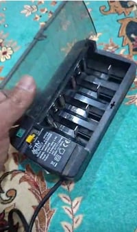 شاحن بطاريات • تحويلة ديسبلاي-HDMI • الدورة الساعاتي