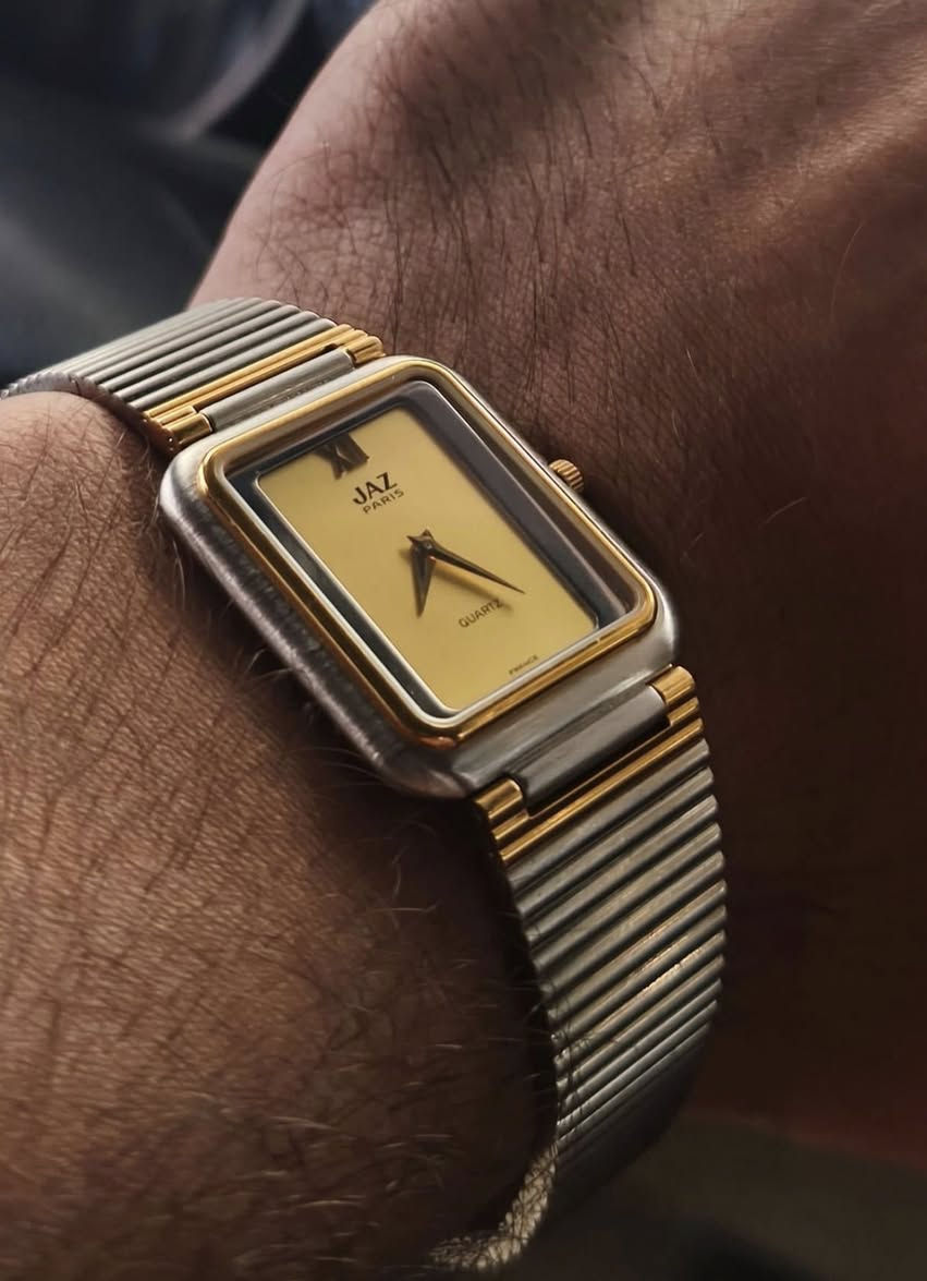 للبيع ✨


**إذا كنت صاحب هذا الإعلان وتريد حذفه لأي سبب، رجاءا أرسل رسالة إلى الدعم الفني**