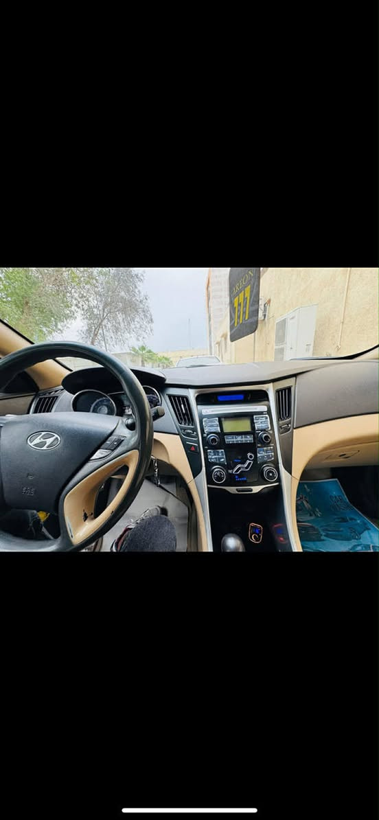 السلام عليكم سوناته  خليجي للبيع 2011 رقم سليمانية كير مكينه كفاله شرط التحويل السياره جاهزه من كلشي  مكينه 2400 تخم تاير تبريد تدفئه تحكم استيرن بنوراما اسويج مو بصمه صدر امامي خلفي جديد مكانها بابل 125 وبيها مجال 
‏‪0770 318 1118‬‏ الاتصال
