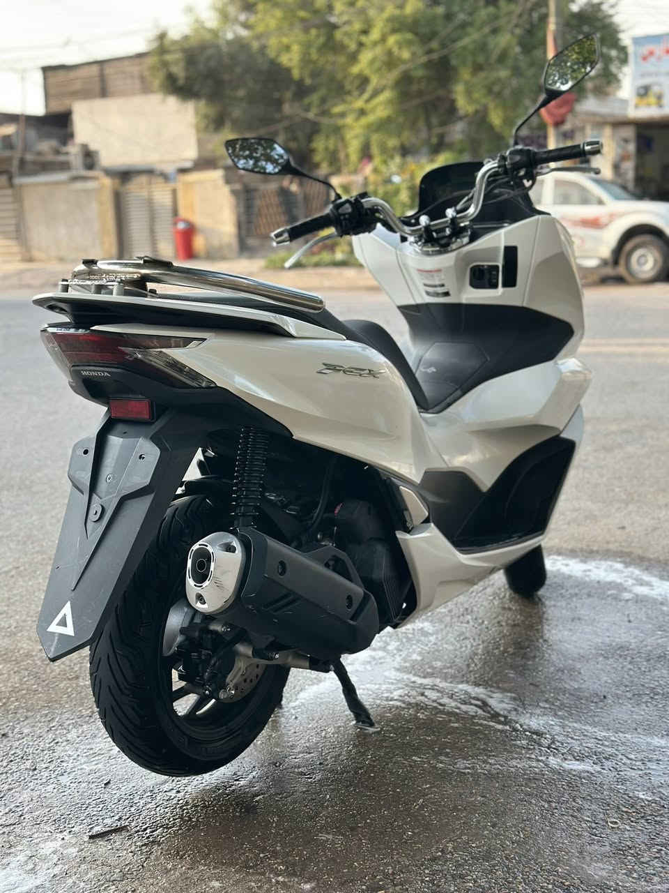 السلام عليكم
دراجه جيل رابع ياباني وكاله نضافه شكد متصور 

ماشيه 12 ألف  ختم دراجه kf  
Aps 
26 بيهه مجال بسيط 
مكاني شعب 
***********
