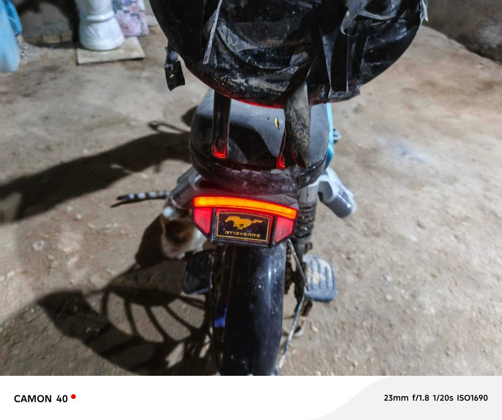 عوزه بطاريات وشوي ترتيبات لان متروك ب 75 وبي مجال للشراي مكان رميثه او مراوس بدراجه ونطي فرق


**إذا كنت صاحب هذا الإعلان وتريد حذفه لأي سبب، رجاءا أرسل رسالة إلى الدعم الفني**