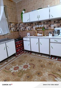 مشتمل مساحة ١٣٠ مربع واجهة ٧ونص يحتوي على مطبخ و استقبال هول داخلي غرف...