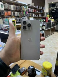 آيفون 15 برو مكس ابدل شاشه بطاريه 93 سعره 650 وبي مجال  راسلني خاص وتد...