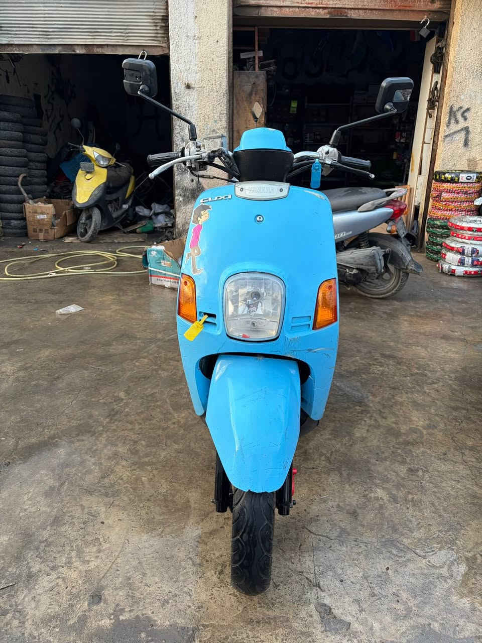 بوليس بلكارتون الدراجه مكفوله كفاله عامه خير من الله الدراجه شلعه معدل فول نكره بكل وقت الله شاهد للبيع اتصل وتدللل ***********
