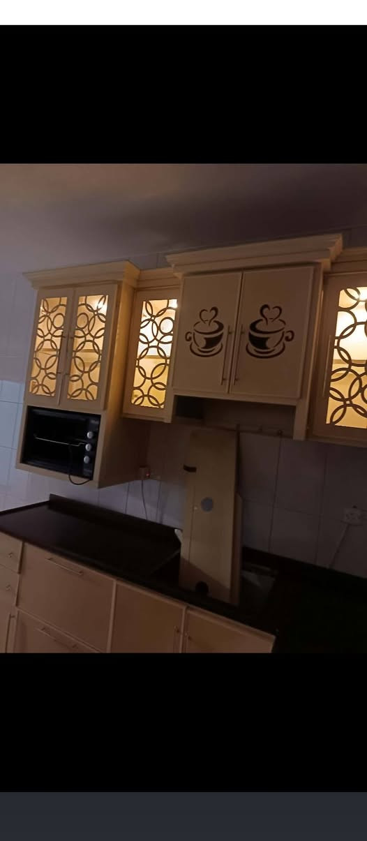 كاونتر للبيع 
مستعجله على بيع 
بي كسر من صفحه 
سعر 350 بي مجال قفلو 300


**إذا كنت صاحب هذا الإعلان وتريد حذفه لأي سبب، رجاءا أرسل رسالة إلى الدعم الفني**