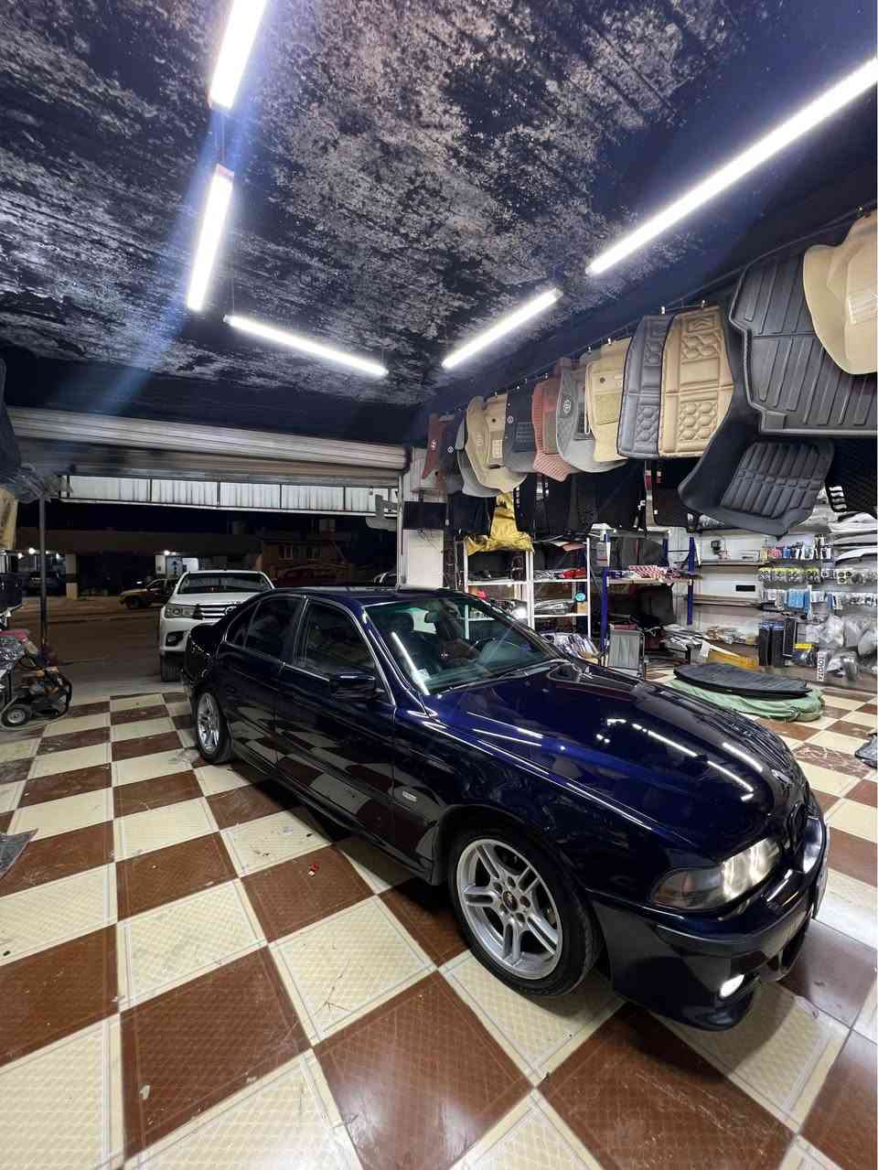 مۆدیل2000 « Msport »بیلاد مەکینە 525 دەبڵ دجیتال دەبڵ گیر.ئەکسل قوفل
  .سوکان بیلاد .سوکان کارەبای وخەزن  جام ئۆتۆ و شەباح . کوشین خەزن و کارەبای . سیسەم.سیاحی. هیتەر .M  
  مەنەفیست ئەسلی 2021داخڵ بوە.بۆیاخ  سەخفوو حیزام بەشەرت.  
تایەو ویلی نوی مەکینە گیر تەبریت ساردوگەرم براوەو موس دەحموولیدراو بەشەرت ماشاالله سەیارەکە جوانە و بەرچاوە سەیارەکە سفرە بۆنی شوریکەی ماوە. یەک پارجەی بۆیاخە   
سحری 70 محامەلە
شوین سۆران 🖤موشتەرینی تیل مەکە لەگل ریزم
فایبەر  وەتسئاپ

*********** أربيل, العراق
