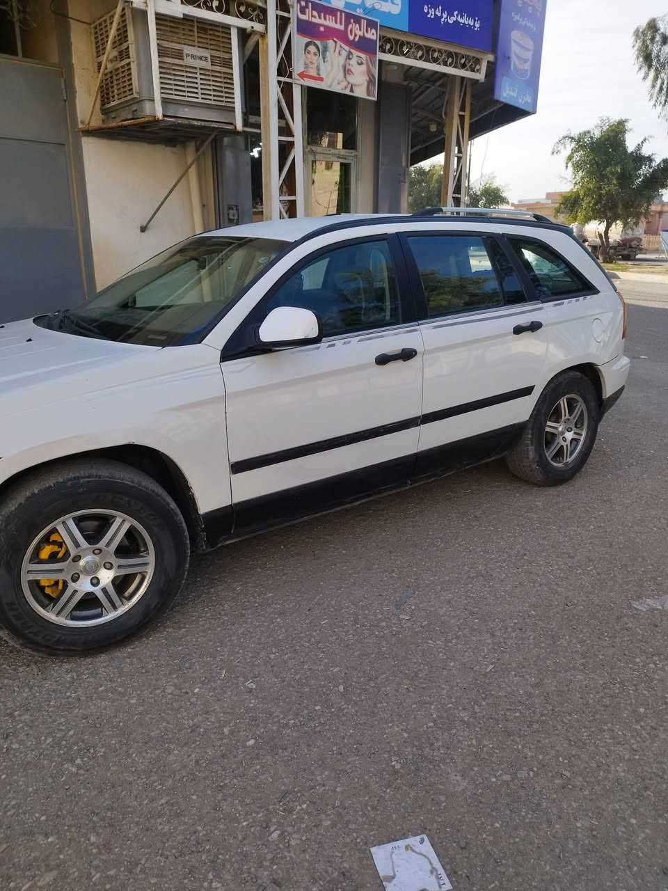 السلام عليكم اوباما سي 200 موديل 2007 رقم اربيل دولي سياره بدون صبغ بدون ضربه بدون طخه محرك وكير وصدر تايرات كله بشرط و بيها السياره جاهزه من الدعاميه للدعاميه ما بيها كل نقص للبيع والمراوسه حسب القناعه السعر56وبيها مجال بسيط للشرايي
العنوان كركوك 
رقم الهاتف***********
