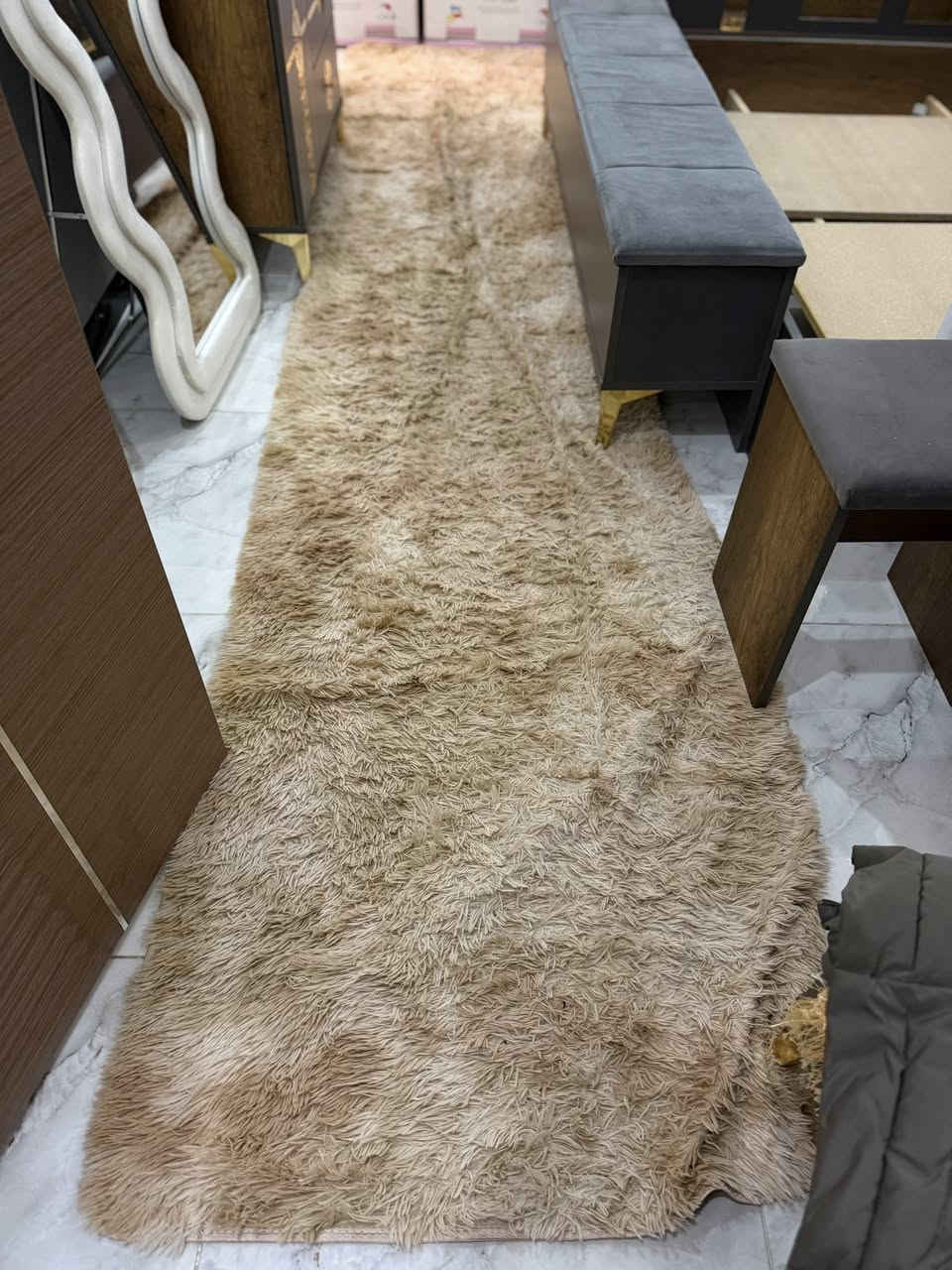 مدة فرو 
سطل 
سله 
فناجين مع طباق 
مطرح نفر 
ومع توصيل ٢٥ الف


**إذا كنت صاحب هذا الإعلان وتريد حذفه لأي سبب، رجاءا أرسل رسالة إلى الدعم الفني**