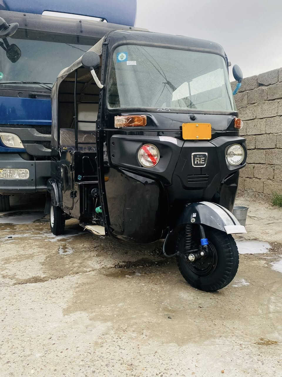 السلام عليكم تكتم البيع موديل 22 بيها فقط رعصه يم البك الايت والباقي كفاله عامه العنوان بغداد الدوره رقم ***********
