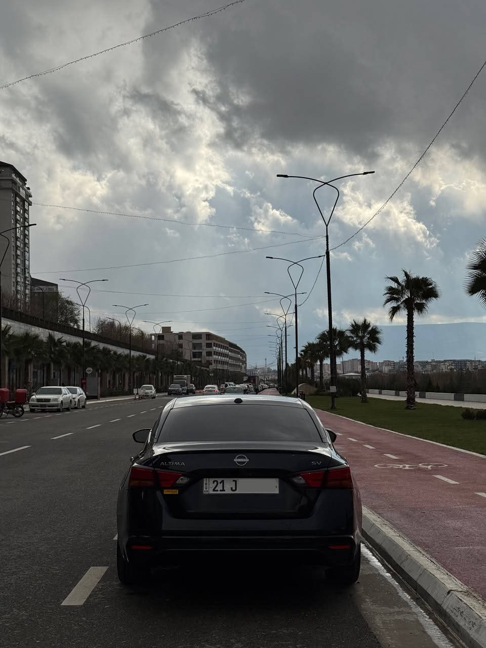 NISSAN ALTIMA 2024 SV
نیسان ئەڵتیما ٢٠٢٤ – مواسەفات (SV)

🚘 بێ تۆربۆ – بێ دەبڵ ئەکسل
📏 ماوەی ڕۆشتن: 15,000 مایل

ڕەنگی ڕەشی قەتران، نموونەی جوانی و هەیکەل
هەموو گیانی لەسەر دەقی بیلادیە

🔹 مواسەفات SV:
▪️ شاشە گەورە
▪️ کامێرا و حاسە
▪️ بەسمە
▪️ شەغال
▪️ ٣٦٠ پلە ڕادار
 ▫️ ڕاداری ئاوێنە
 ▫️ خەتی جادە پێش و پشت
 ▫️ تەحدید سورعە
▪️ تەحەکوماتی کاملی سەر سووکان
▪️ کوشن کارەبای
▪️ کار پلەی (IOS, ANDROID)
▪️ ئاوێنە کارەبای
▪️ ئاوێنەی ناوەڕاست دژە فوول
▪️ لایتی پێشەوە عەدەسە، زینۆن، لید(LED)
▪️ لایتی دواوە کامل لید(LED)
▪️ فوول لایت ئۆتۆ
▪️ زۆر مواسەفاتی تر…

✔️ گێر مەکینە نەکراوەتەوە بە شەرت
✔️ گێڕ، مەکینە، تەبرید و کارەبایات بە شەرت

✔️ کامل سێرڤس کراوە
✔️ ڕۆن و هایدرۆلیکی تازە گۆڕاوە
✔️ چوار تایەی تازەی بیلادی لە ژێرە
✔️ ویلەکان شووختی نییە
✔️ تازە پۆڵیش و حەمام کراوە

▪️ تەنها بۆنید بۆیاخە
▪️ بێ ئێرباگ
▪️ دەرگای سەیاق بەس کلێرە
▪️ دەعامی بۆ دەعامی بە شەرت
▪️پێشی کامل بیلادە بە دەعامیەکانیشەوە

     سەیارەکە نموونەیە ماشاءاللە
 وردە و چاڵ و شوخت و گۆڕاوی نییە

ڕەقەم و سەنەوی تا ٢٠٣١ تازەیە
تەحویل و غرامە بە شەرت

📍 شوێن: سلێمانی
📞 پـەیوەندی:
*********** (WhatsApp)
***********
