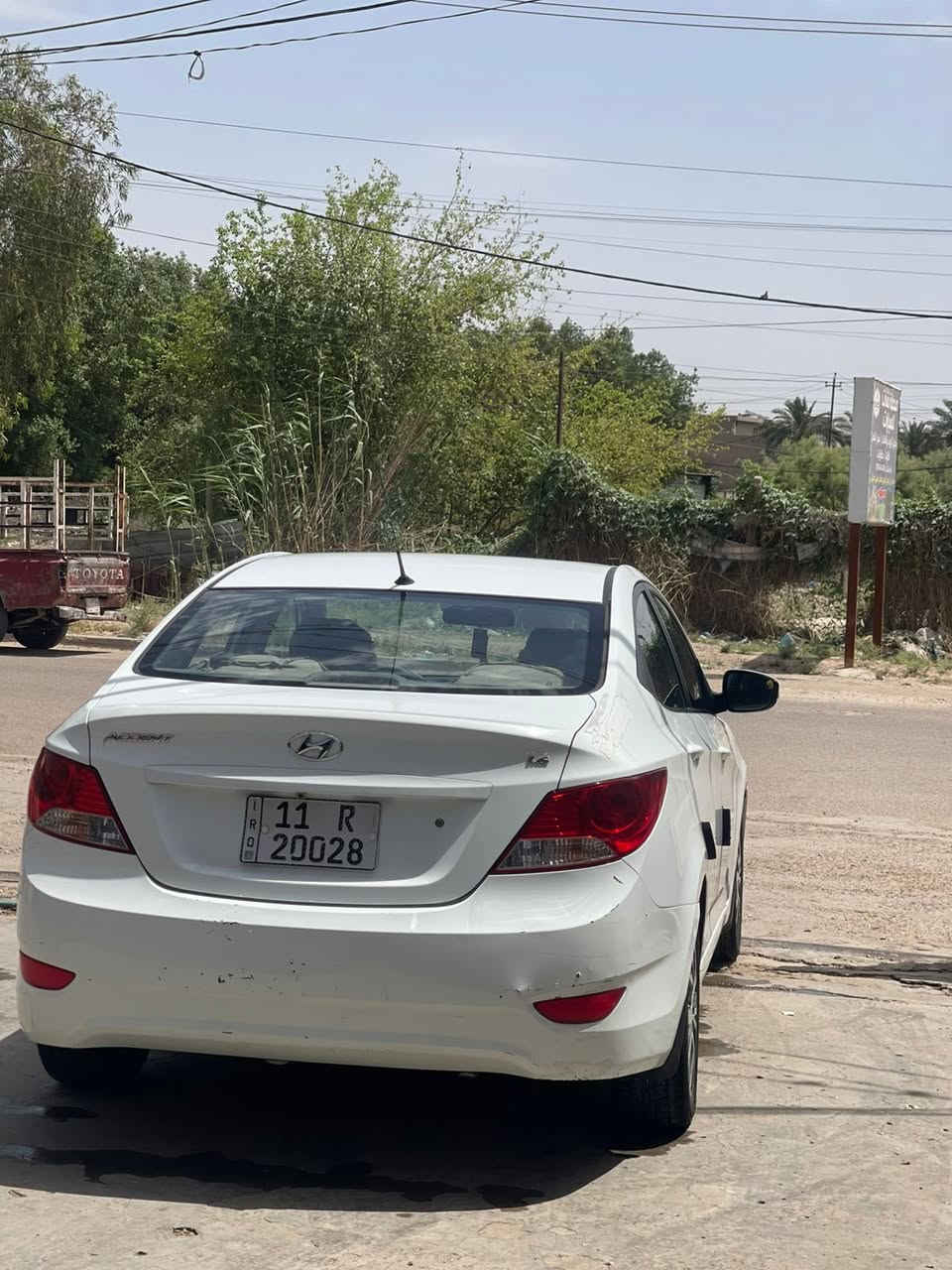 السلام عليكم
للبيع اكسنت ٢٠١٥ خليجي 
ماشيه ٩٤ الف كيلو 
فول مواصفات 
بارد بلجاملغ الامامي وملاحظات بسيطه 
رقم بغداد الجديد تحويل مباشر 
مكان بغداد الغزاليه 
السعر ١١٠ وبيها مجال 
***********
