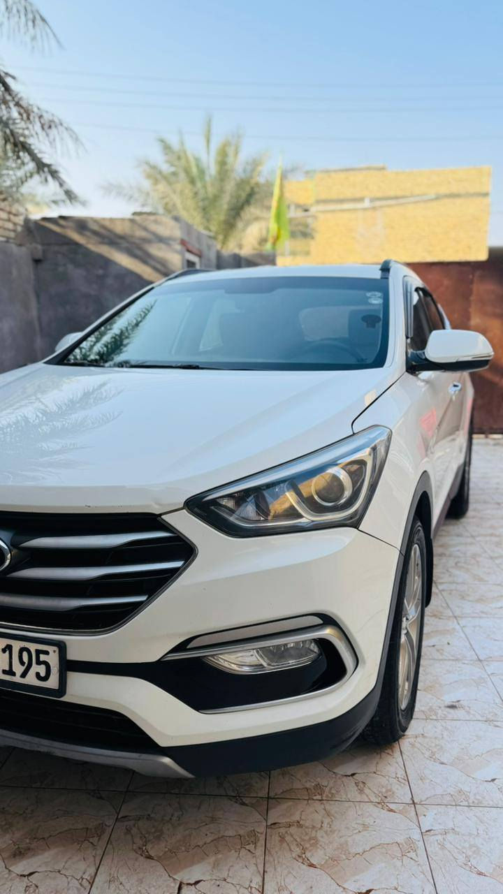 سلام عليكم سياره سنتافيه 2016 خليجي
رقم اربيل انكليزي تريد تحويل تريد وكاله 
سياره مكفولة كفاله عامه وجاهزه من كلشي اي نقص ما بيها سونار موجود وي الصور
السعر168
العنوان بصره قضاء المدينة 
لاتصال *********** البصرة, العراق
