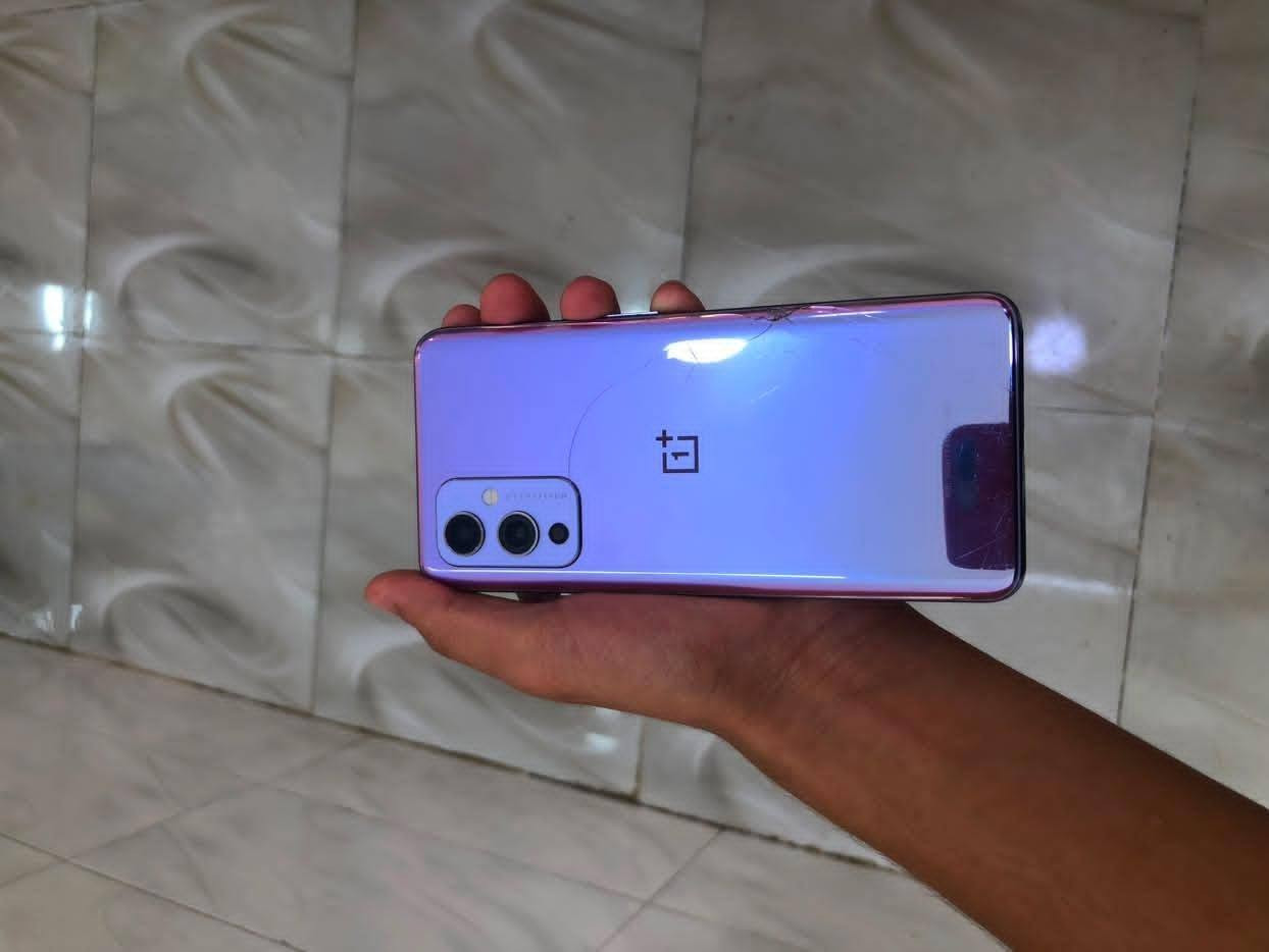 OnePlus 9 5G
لمراوس فقط  التفاصيل بل صور 90 فريم ببجي 
شعندك مراوس نزل 
مكاني بغداد 
***********
ملاحضه فقط الفطر بل ضهر
