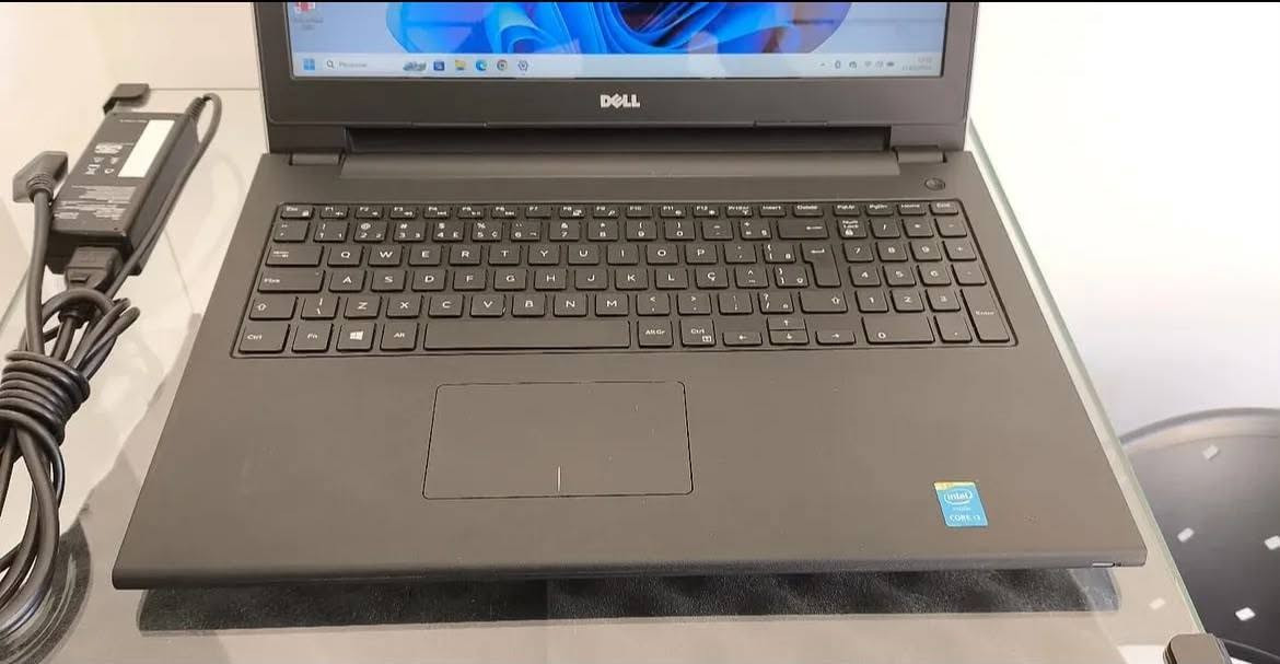 لابتوب dell  ،  يصلح لطلاب الجامعات والمنصات و للبرامج ك وملفات الصوت والفيديو بسعر حرق 🔥🔥
✅Core i3-GEN4 

✅Ram 8.00

✅Hard 650

✅Full keyboard 

بطاريه جديدة ✅

شاحن اصلي ✅

شنته✅

ماوس✅

لابتوب dell  ،  يصلح لطلاب الجامعات والمنصات و للبرامج ك وملفات الصوت والفيديو بسعر حرق 🔥🔥


**إذا كنت صاحب هذا الإعلان وتريد حذفه لأي سبب، رجاءا أرسل رسالة إلى الدعم الفني**
