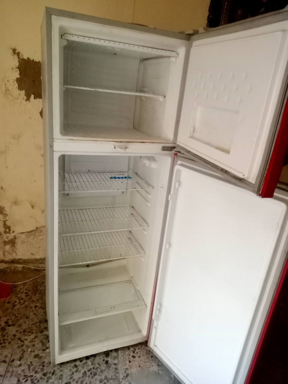 السلام عليكم
للبيع مكاني مدينه الصدر 
السعر 150
***********
شغاله اي نقص مابيهه
