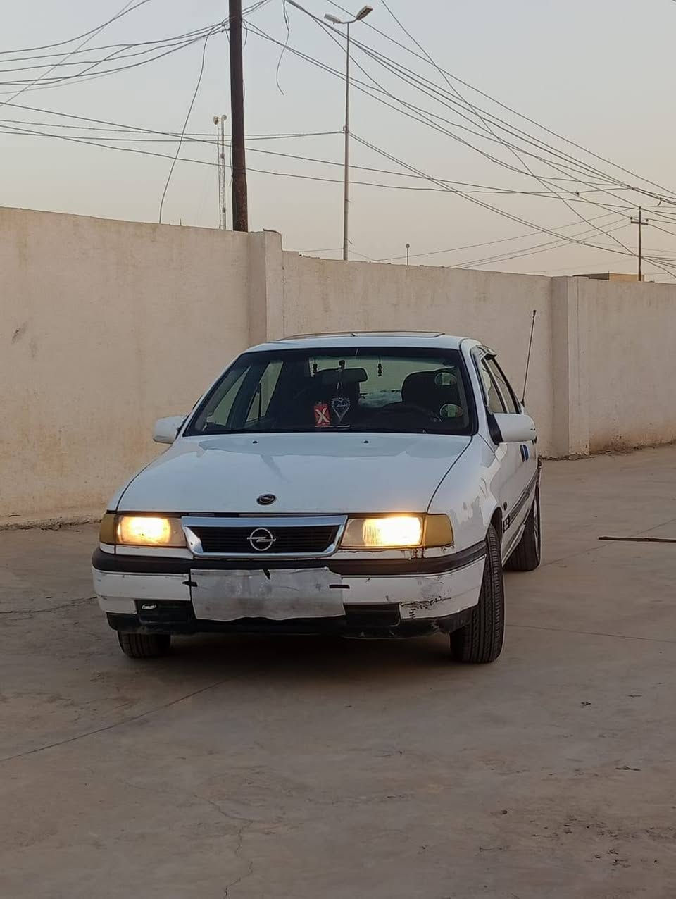 اوبل فكترا حجم 18موديل1992كير اوتومتيك  كربو بنزين صبغ شركه رقم ادهوك مكان السيارة موصل جانب الاسر حي القاهره لاستفسار ***********. /***********
