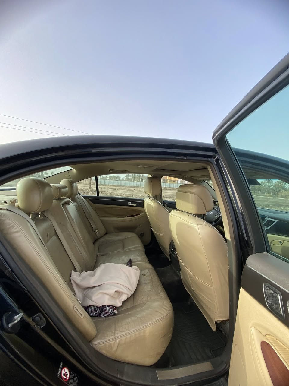 الـسـلام عـليگم 
جنسس2012 
سيـاره بـسمي رقم بغداد تحويل مباشر مكفوله كفاله عـامه 
مكان السـياره بـابل 
السـعر102 الاستـفسار أكـثر ***********
