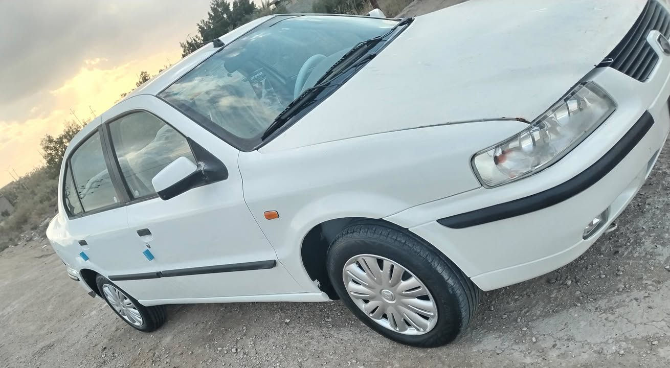 سمند 2011 رقم ذي قار مشروع وطني سنوية ل 2028 مكفولة كفالة من الضربة والتبديل بيها رشات صبغ بلدوس فقط
كير مكينة حدادية تخم تاير كهربائيات كلها شغالة سيارة جاهزه كلش 
السعر 42 وبيها مجال بسيط 
مكاني الناصرية مركز 
لاستفسار 
***********
*********** واتساب
