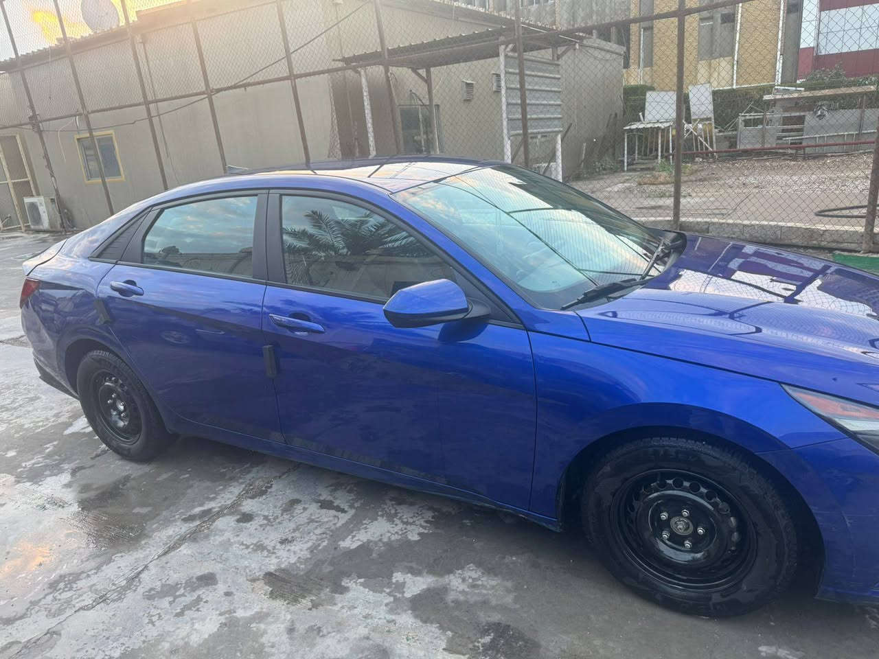 السلام عليكم
النترا 2023
وارد امريكي
ماشيه 86 كيلو متر
حادثهة جاملغ خلفي وشويه من قبق الجنطه معمرات نفسهن
مواصفات
مكينة 2000 دوش
بصمة تشغيل وابواب
شاشه كبيره متصل ديجتل 

كار بلي 
رادار امامي

ورادار جانبي
تحديد مسار
قياده ذاتيه
تنبيه خروج عند المسار
 فول تحكم ستيرن

رقم بغداد باسمي 
السعر (١٤٩)وبيهة مجال 
العنوان بغداد 
***********
