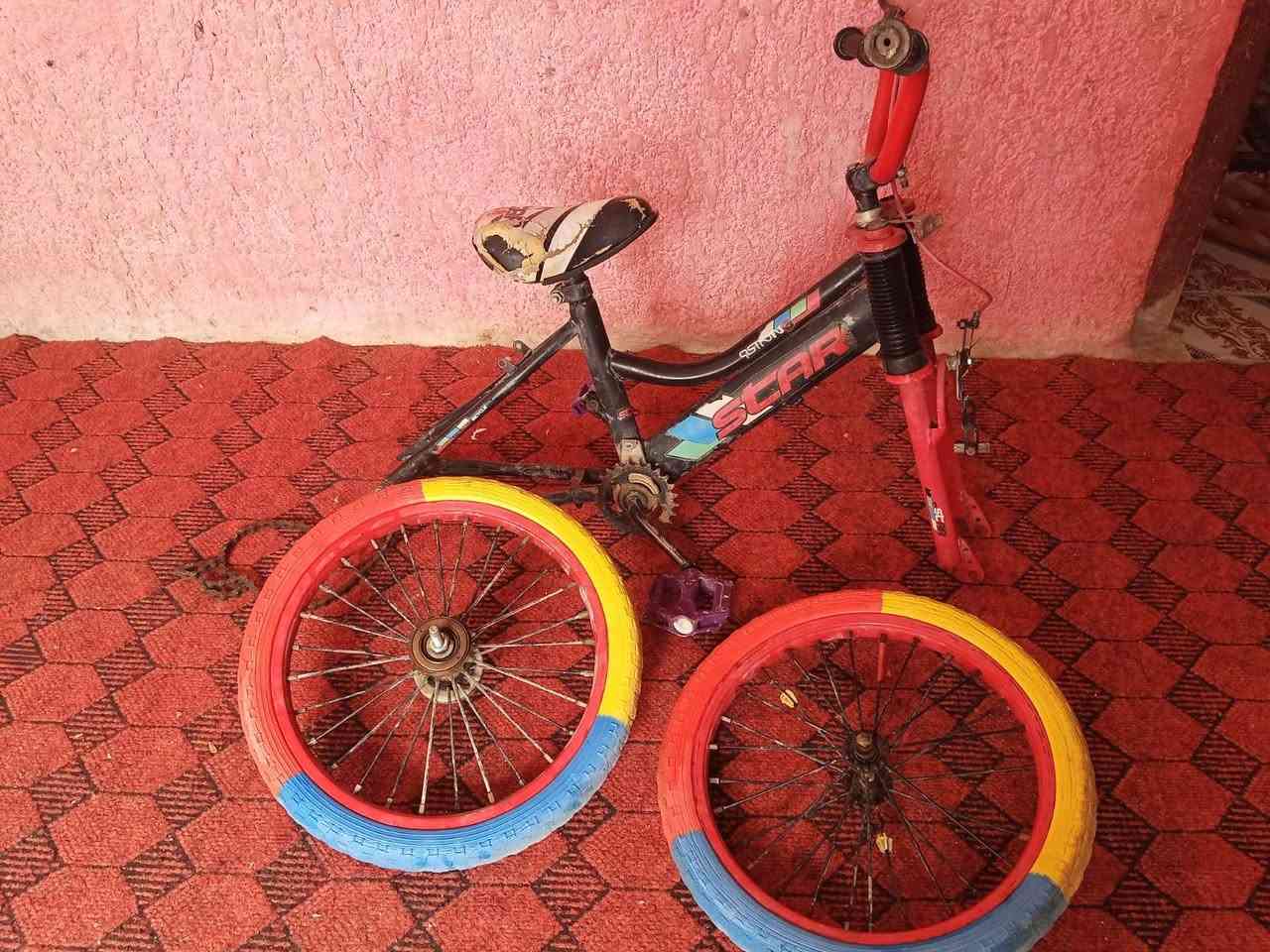 سلام عليكم 🖐️
بيسكلات البيع ❤️
المكان قضاء النصر 💚
السعر خاص 
الرقم /*********** اتصال عله الرقم 🤍💜
