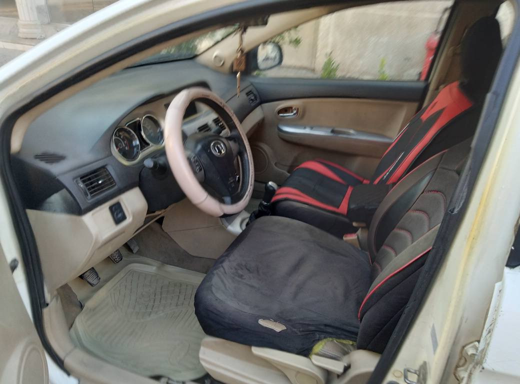 سلام عليكم من رخصة مدير لكروب كرت ول فولكس ١١كير مكينه تبريد تخم تاير باتري جديد مكفول كشر بس لموجودات بلصوره سيارات بلاد لأ ضربه لا صبغ لا معجون بس لموجودات بلصوره سياره بلاد بغداد ***********رقمي لسعر ٤٥
