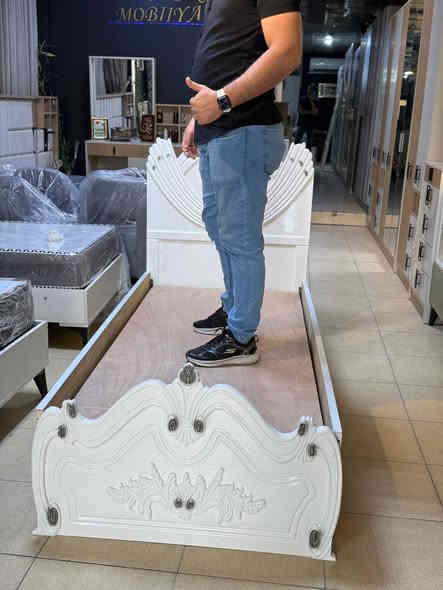 ✨ 🌸 نوفر لكم أفخم وأجمل موديلات الأسرّة بجميع القياسات 🌸 ✨

🛏️ سرير كلاسيك خشب فاخر
شغل عراقي فاخر– صوميه درجة أولى – صبغ حراري أنيق ومتين

🛏️ سرير حديد فخم
حديد ثقيل – صبغ حراري مقاوم – متوفر بجميع الألوان والموديلات

🛏️ سرير خشب بمكتبة مميزة
صوميه – لوح خشب حام – يتحمل أثقل الأوزان بثبات وجودة عالية

🛏️ سرير دوشمة مودرن
بأرقى أنواع الأقمشة – تصاميم عصرية تضيف لمسة فخامة لغرفتك

🛏️ سرير خزان عملي وفخم
شغل درجة أولى – متوفر بجميع الموديلات والقياسات

📞 للطلب والاستفسار: ***********
📍 العنوان: الأعظمية – ساحة عنتر

💫 جودة تفوق التوقعات – تصاميم تواكب الذوق الراقي – شغل عراقي مضمون 💫
