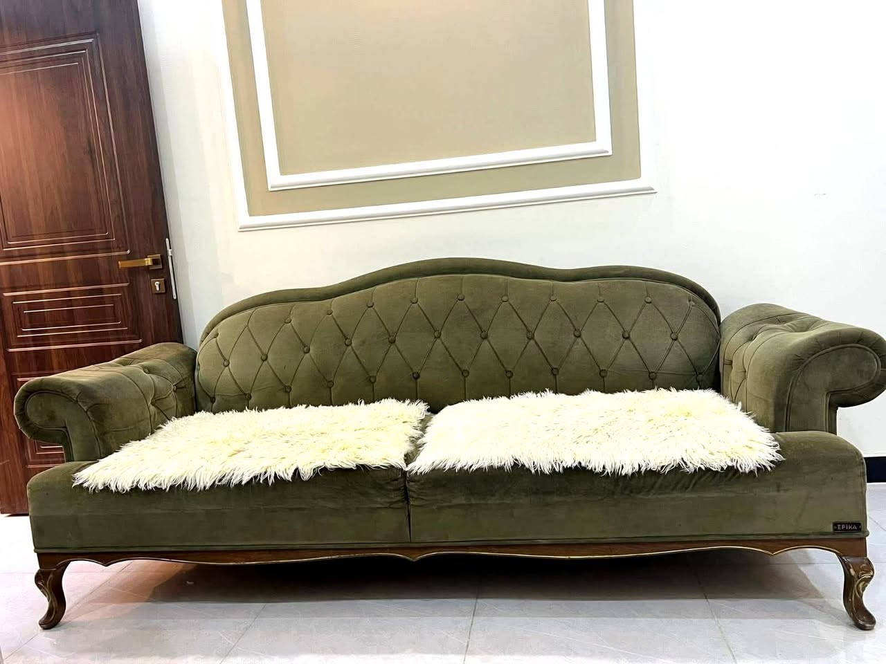 السعر 500


**إذا كنت صاحب هذا الإعلان وتريد حذفه لأي سبب، رجاءا أرسل رسالة إلى الدعم الفني**