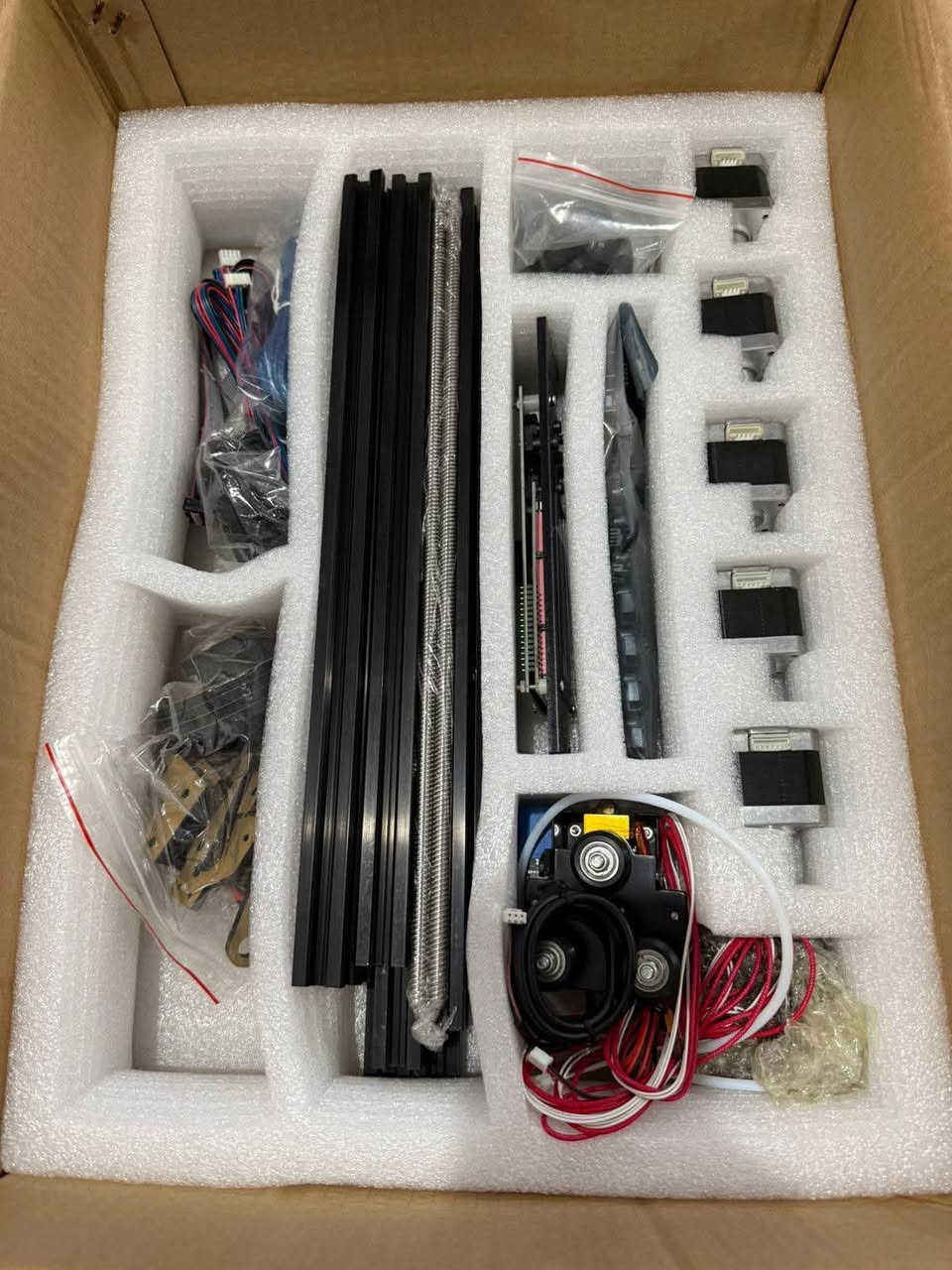 TRONXY X3
200-200-320 mm

طابعة ثلاثية الابعاد مساحة الطباعة 200-200-320 ملم 

كت جديد مع رام برامج و نماذج تعليمية 

السعر 150 سرعه الطباعه 150 ملم في الثانيه
رقم الهاتف ***********
