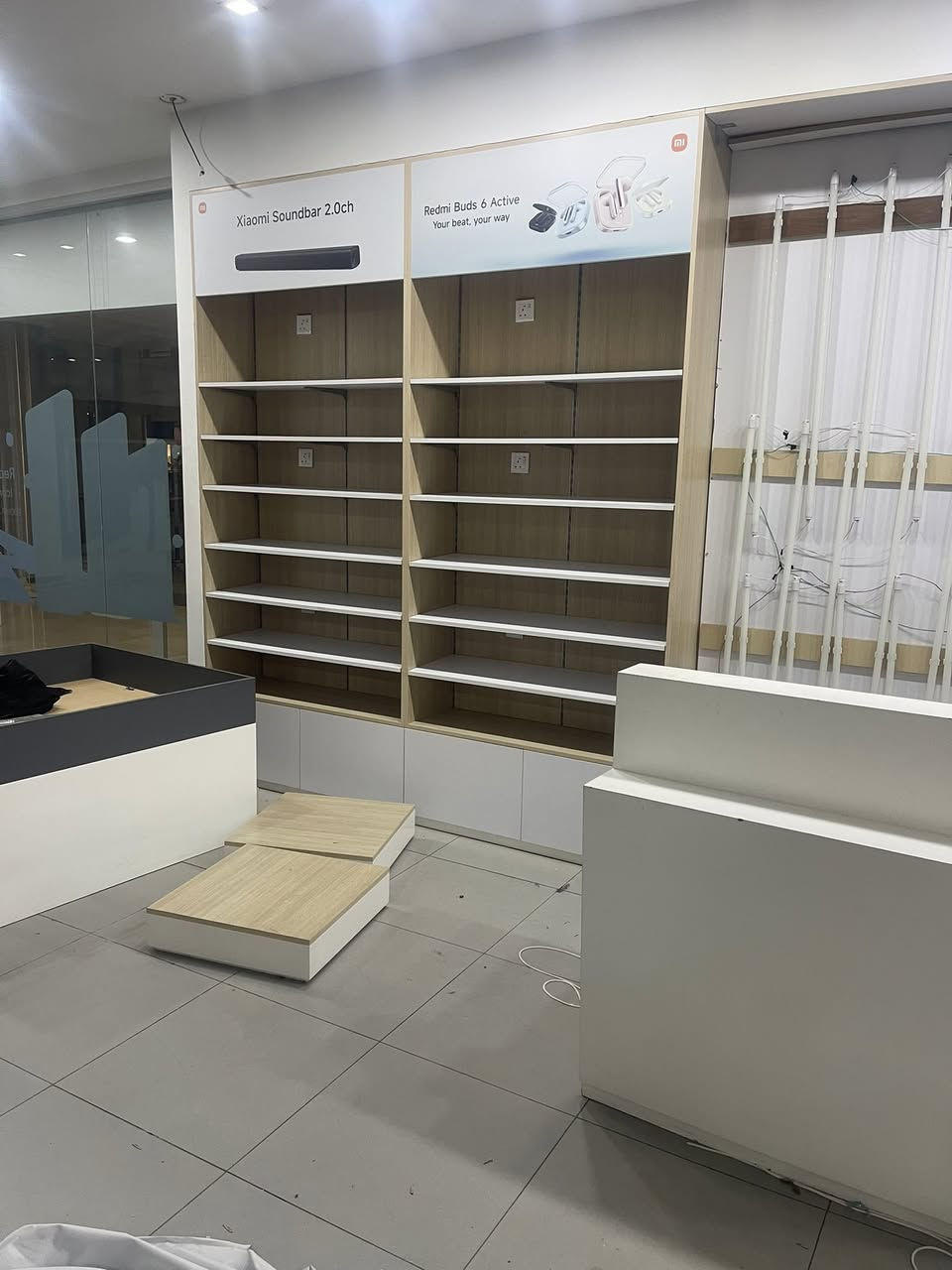 رفوف محل البيع اتسفسار اكثر وتساب***********
