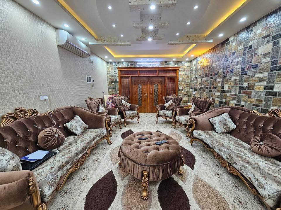 اربيل الجديده
منزل للبیع في اربيل منطقة أربیل جدیدة ( هولیري نوي ) خلف مستشفی CMC اتجاه غروب 
200م   
يتكون من :•
➖5 غرف نوم (2 سویدي ) 
➖مطبخ حار و بارد 
➖استقبال 
➖صاله 
➖مطبخ حار و بارد
➖4 حمام
➖كراج 
🙋🏼‍♂️-عقارات_الان_في_اربيل
☎️📞 للاستفسار والتفاصيل:
***********
***********
***********
————-⸻
🔹 إذا لم يكن هذا العقار مناسب لرغبتكم أو امكانيتكم ، زوروا قناتنا على التلكرام وتصفحوا مئات العروض الأخرى:
👉 اضغط هنا
https://t.me/AlanAqart
#عقارات_الان_في_اربيل
