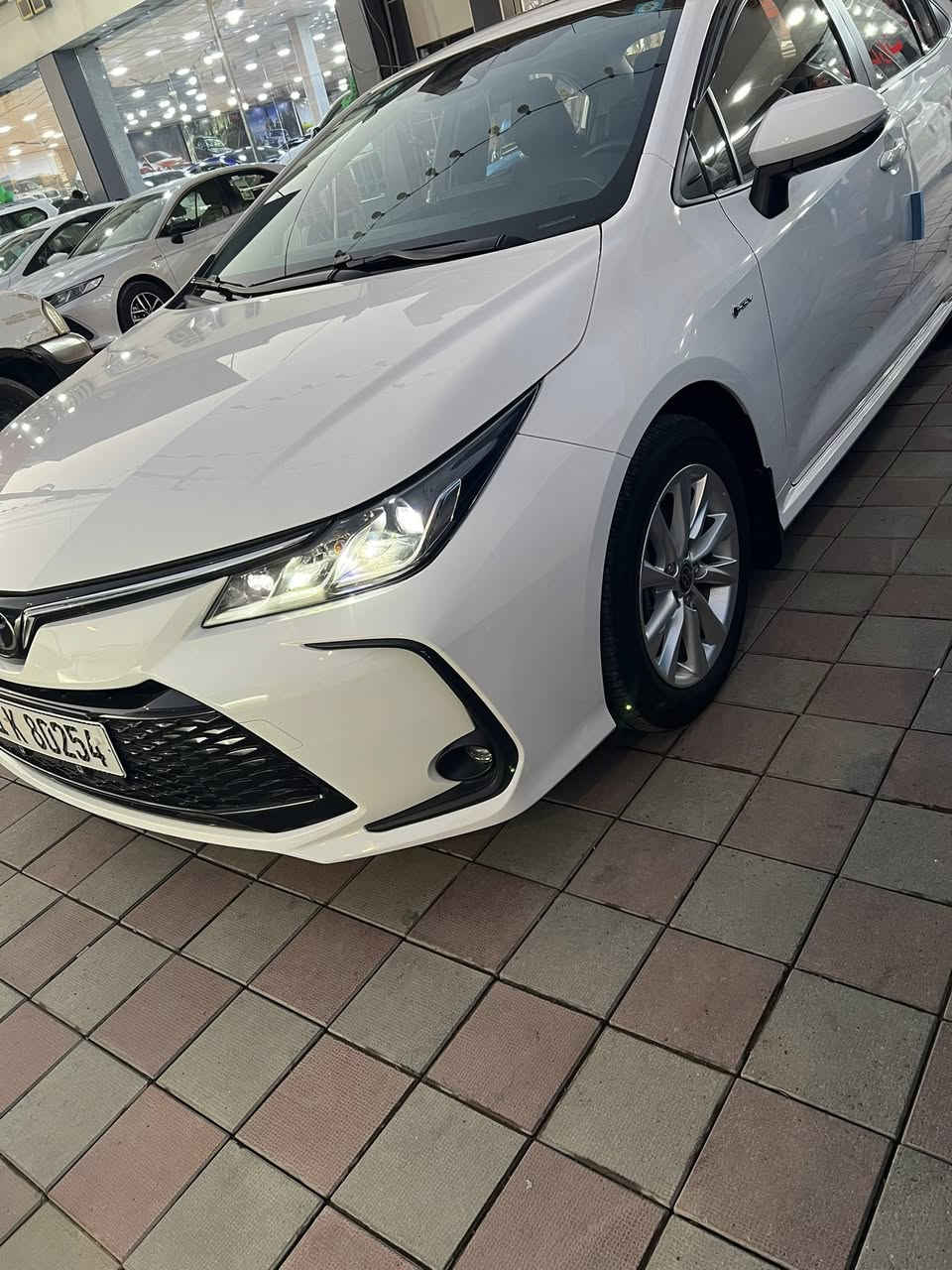 كورلا ٢٥ زيرووو ماشيه ٦ الف
شكل خليجي فوول مواصفات كفاله 
مكان فلوجه 
رقم بغداد 
***********
