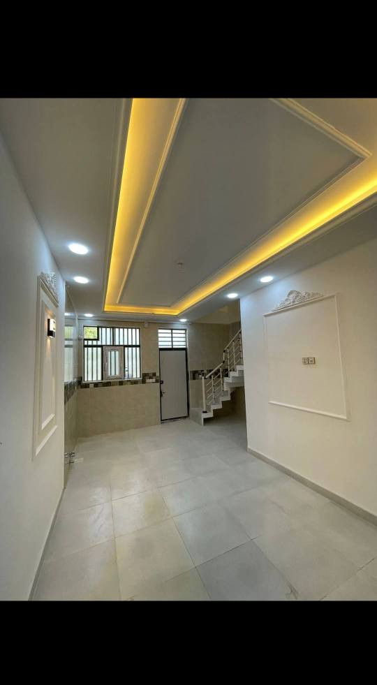 #دار_للبيع🏠
#الموقع : حي الوفاء قطاع 40 🌍

#المساحه : دار  50 واجه 5   نزال 10✨

#التفاصيل : الدار جديد غير مسكون فووول درجه الأمتياز نسبه بنائه
شارع 10+🪴ساحه امام الدار 
يتكون كل الدار الواحد من غرفتين+صالتين+مجمع صحيات+مطبخ+منور …………

🔻نستقبل كافة العروض السكنيه والتجاريه 🔻

مكتب الابرار للعقار ***********
تسعدنا زيارتكم لمكتبنا 
📍في النجف - حي السلام- شارع ابو دجاج 📍

للمزيد من المعلومات والتفاصيل عن العقار والمعاينه الميدانية يرجى الاتصال على *********** النجف, العراق
