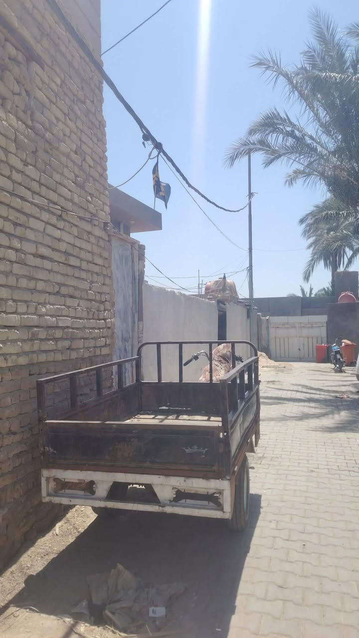 البيع توني مكينه صارله شهرين حداديه توني مسويه شاصيه بي عواج وبي راصطات كلك مكاني رميثه 800الف هاذه رقمي ***********
